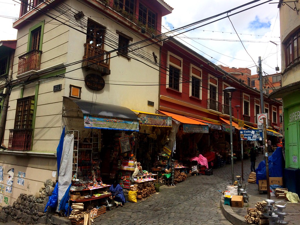 La Paz on a Budget: Cheap Routes, Stays and Tips