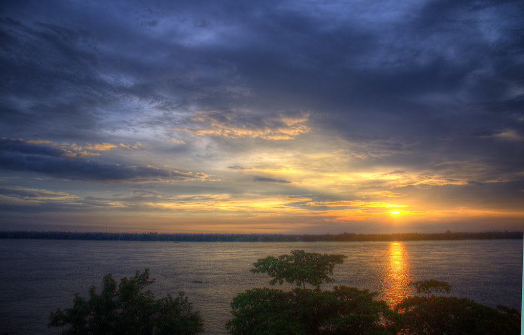 Kratie on a Budget: Cheap Routes, Stays and Tips