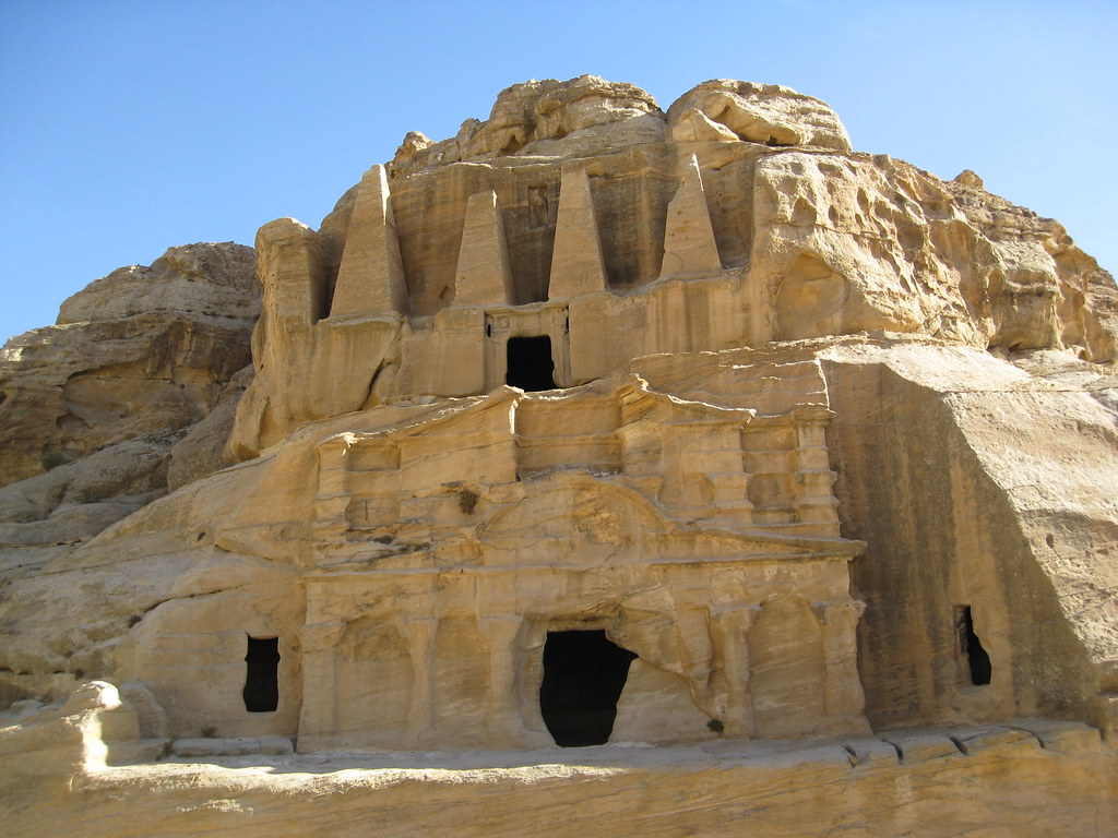 Petra on a Budget: Cheap Routes, Stays and Tips