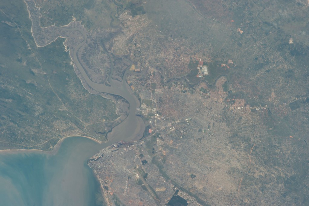 Maputo on a Budget: Cheap Routes, Stays and Tips