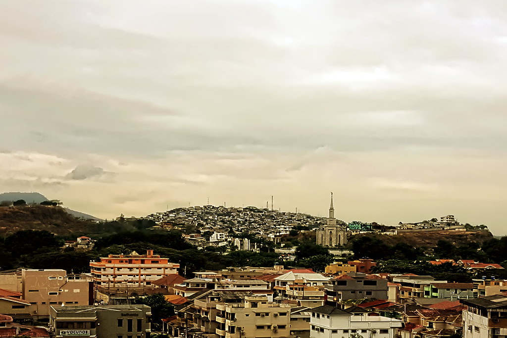 Guayaquil on a Budget: Cheap Routes, Stays and Tips