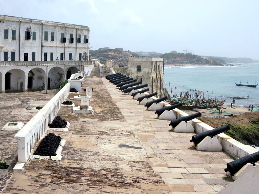 Cape Coast on a Budget: Cheap Routes, Stays and Tips