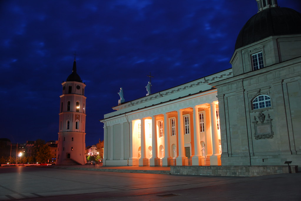 Vilnius on a Budget: Cheap Routes, Stays and Tips