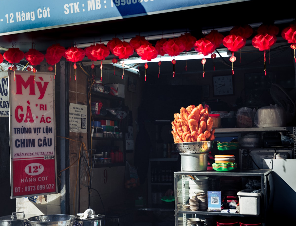 Hanoi Budget Guide: Street Food, Old Quarter and Cheap Stays — Hanoi travel guide