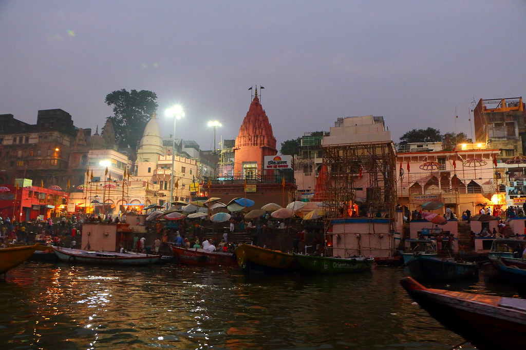 Varanasi on a Budget: Cheap Routes, Stays and Tips