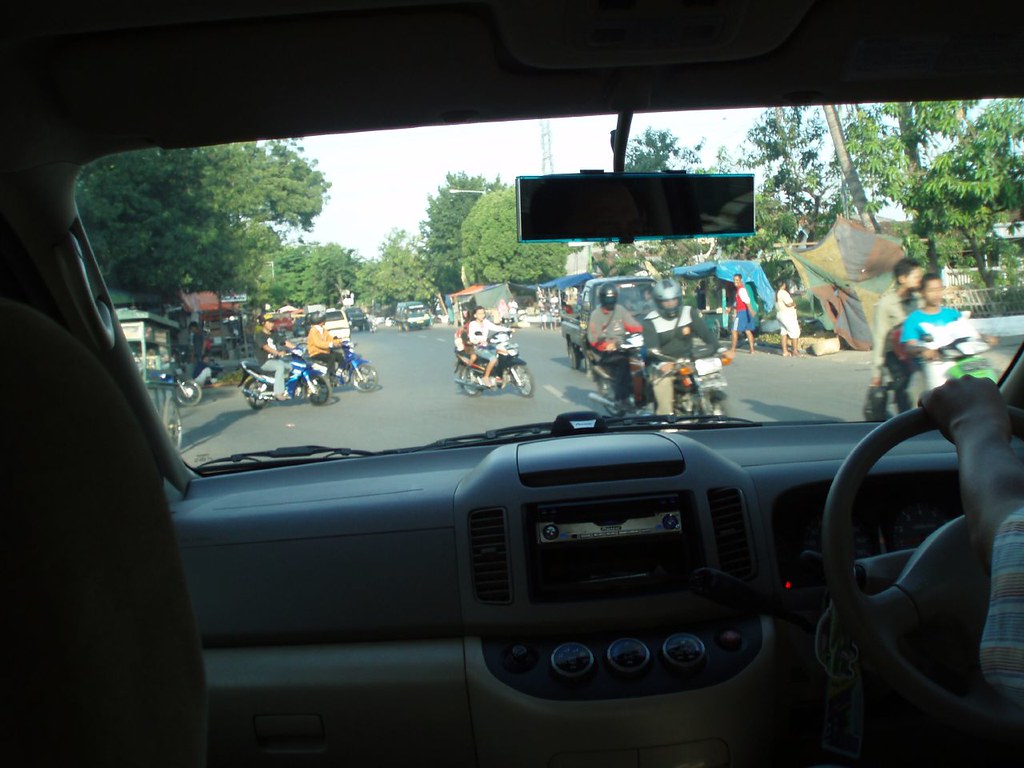 Surabaya on a Budget: Cheap Routes, Stays and Tips
