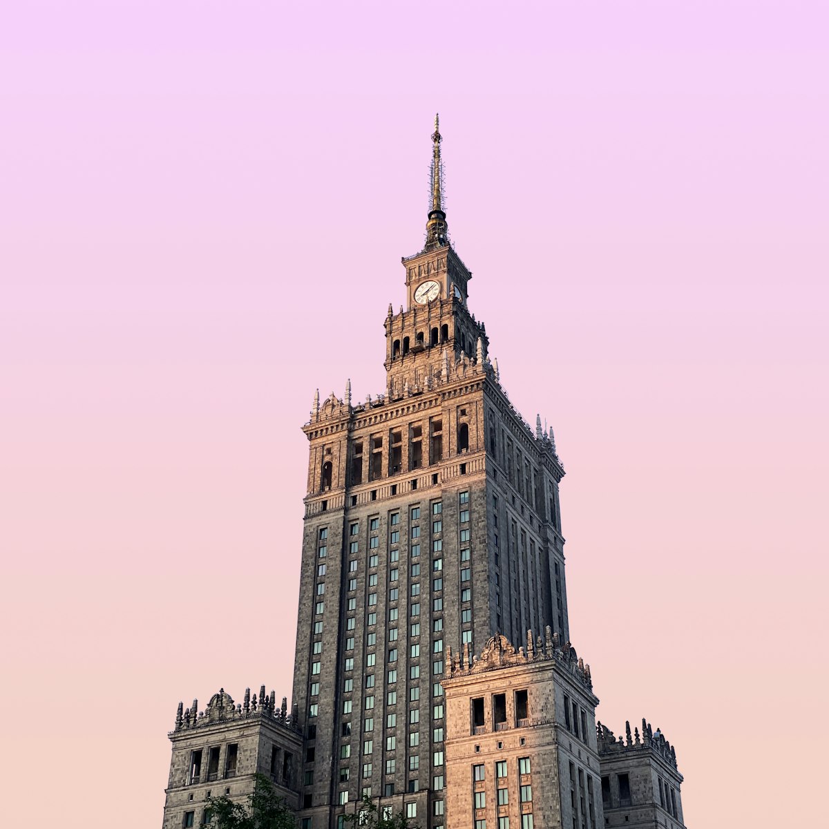 Warsaw on a Budget: Affordable Routes and Free Things to Do — Warsaw travel guide