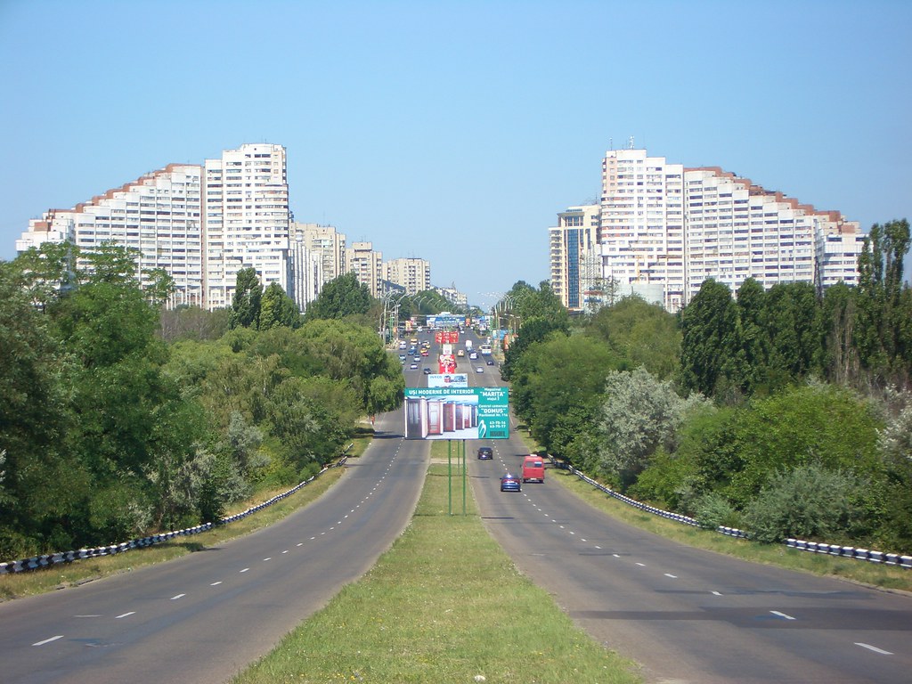 Chisinau on a Budget: Cheap Routes, Stays and Tips
